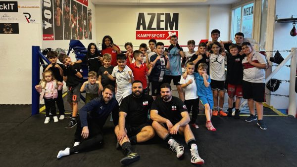 Gruppentraining Kinder Kickboxen bei AZEM Kampfsport – Bild 1