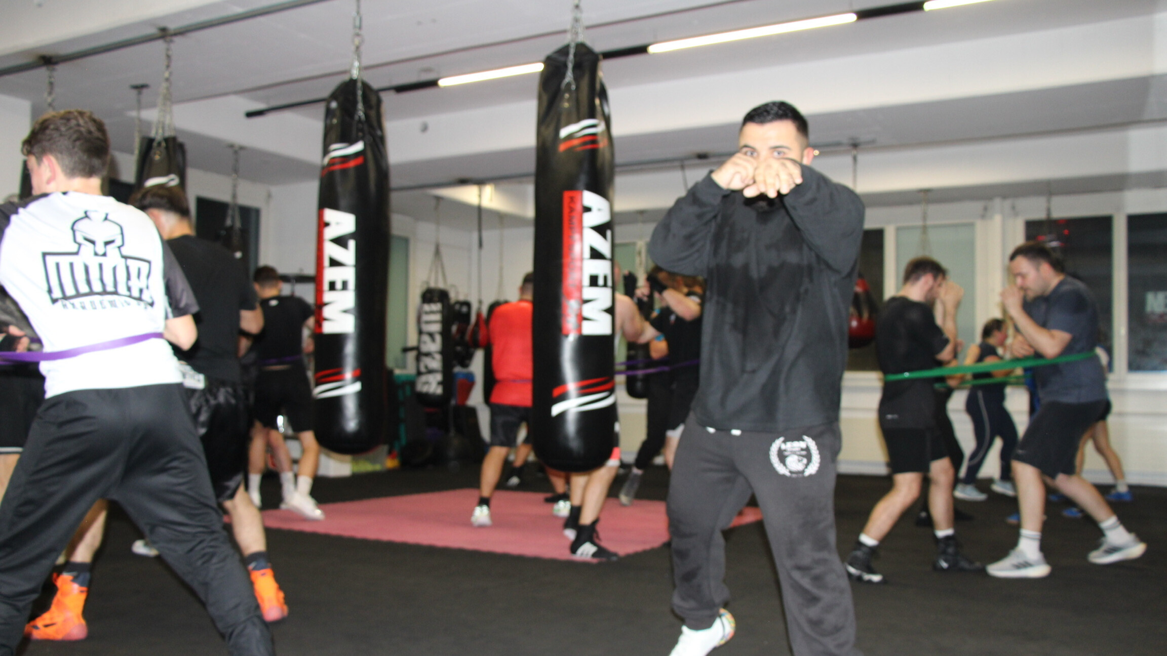 Azem Rind Trainingsmoment eingefangen | AZEM Kampfsport